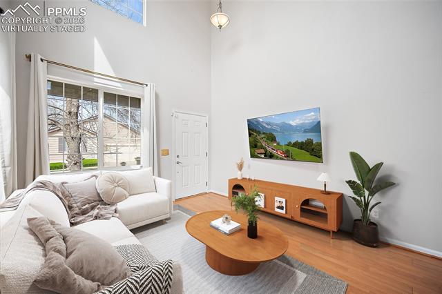 7215 Mount Higgins Heights