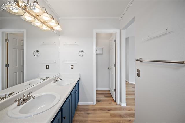 7215 Mount Higgins Heights