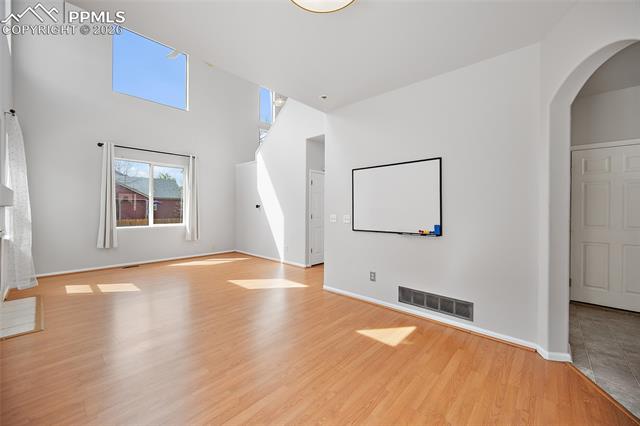 7215 Mount Higgins Heights