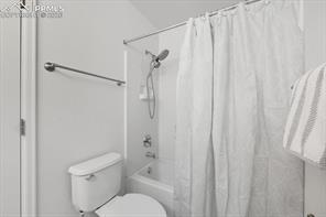 2711 Brooksedge View