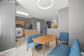 2711 Brooksedge View