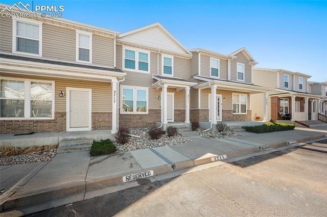 2711 Brooksedge View