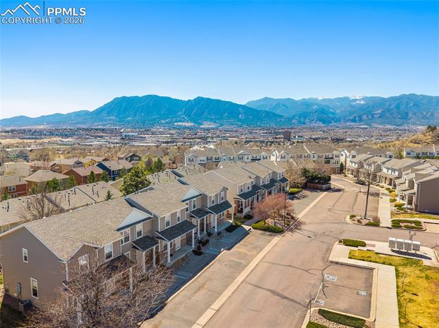 2711 Brooksedge View