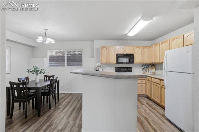 2280 E La Salle Street 103