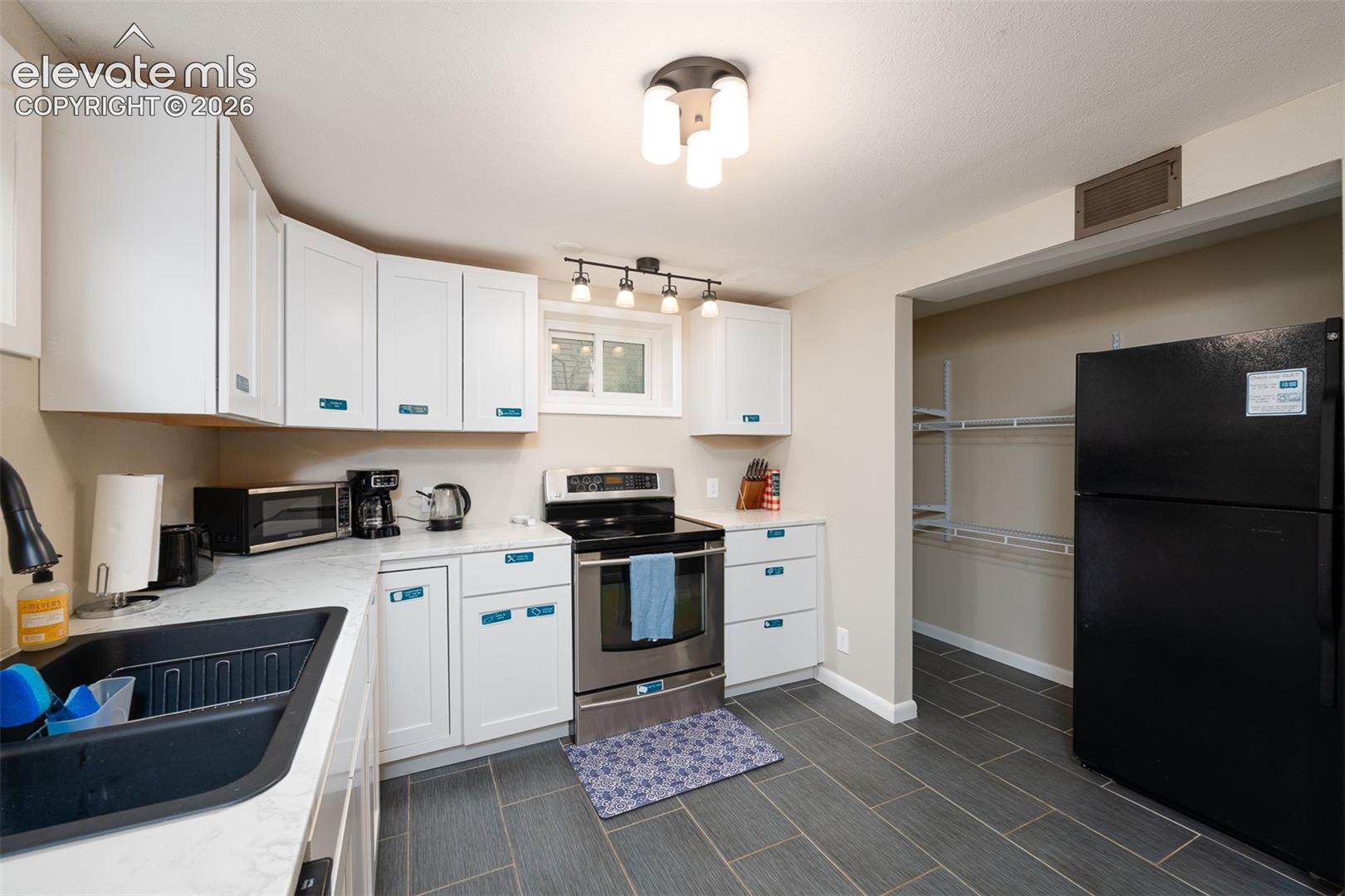 2105 Eagle View Drive