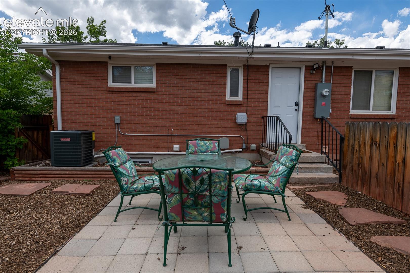 2105 Eagle View Drive