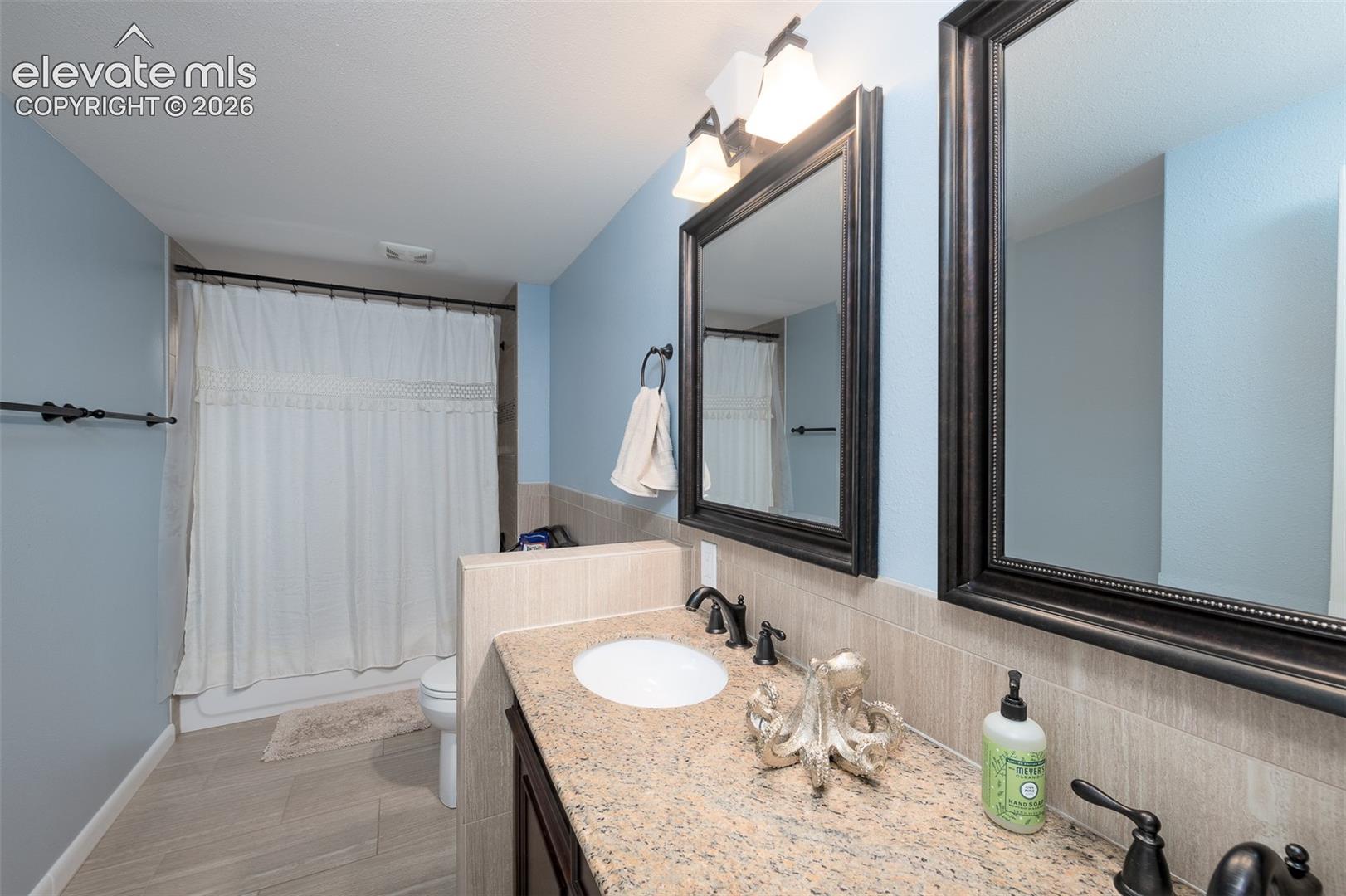 2105 Eagle View Drive