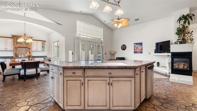 1608 Babcock Lane