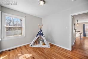 527 W San Miguel Street