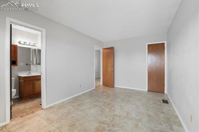 601 Autumn Place