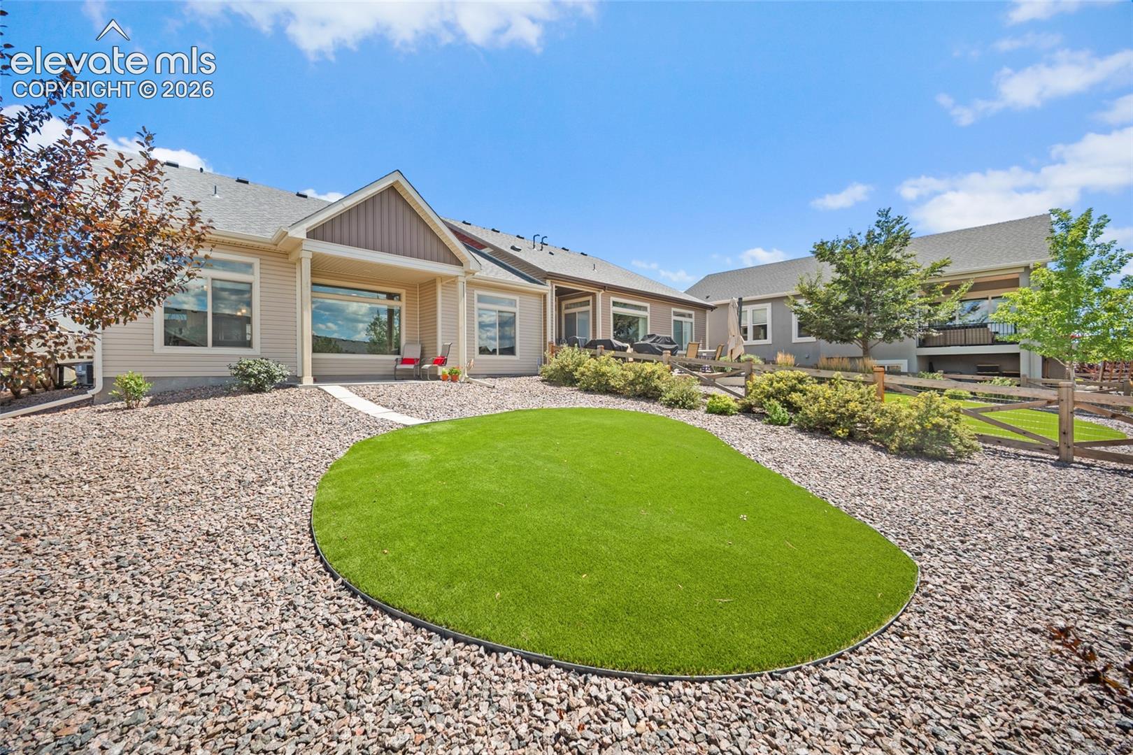 6260 Melvick Point