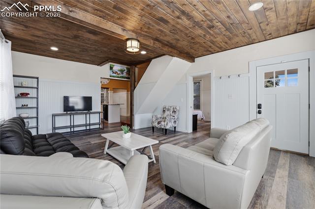 3306 W Colorado Avenue