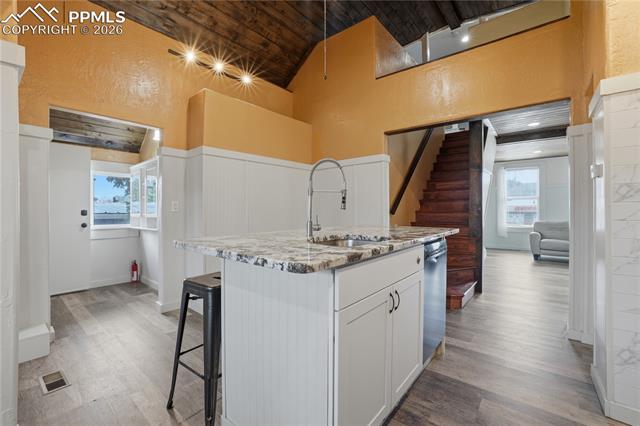 3306 W Colorado Avenue