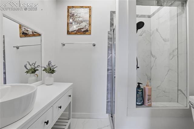 3306 W Colorado Avenue