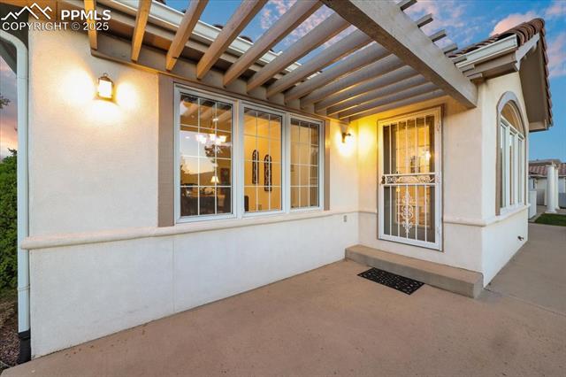 2566 Marston Height / 20-Academy