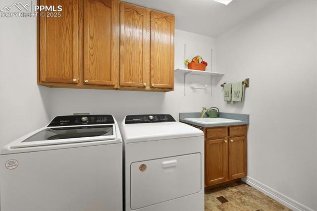 2566 Marston Height / 20-Academy