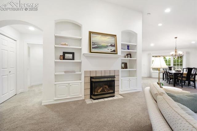 2566 Marston Height / 20-Academy