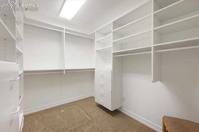 2566 Marston Height / 20-Academy