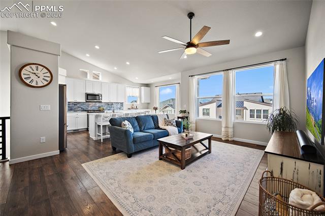 7372 Glen Forest Lane