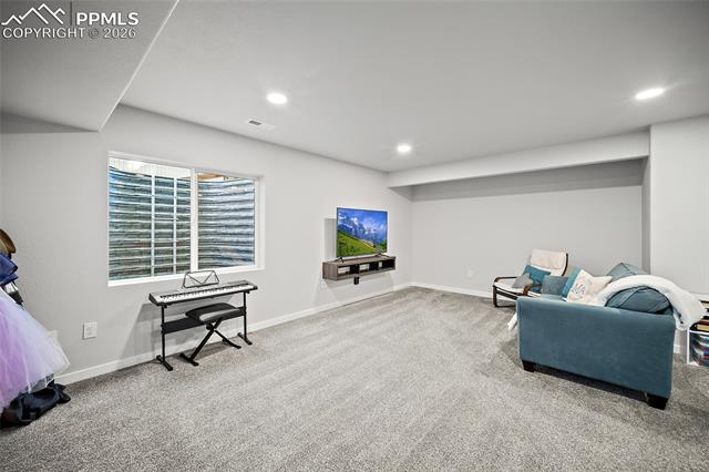 7372 Glen Forest Lane