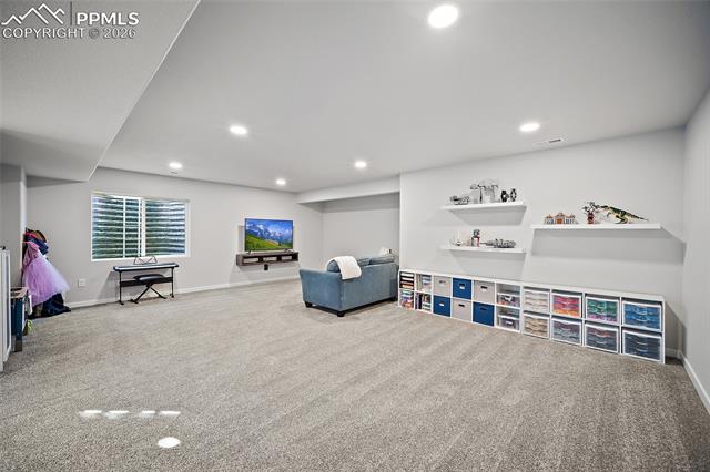 7372 Glen Forest Lane