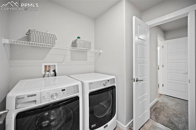 7372 Glen Forest Lane