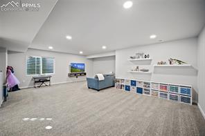 7372 Glen Forest Lane