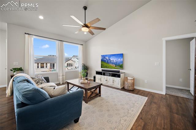 7372 Glen Forest Lane