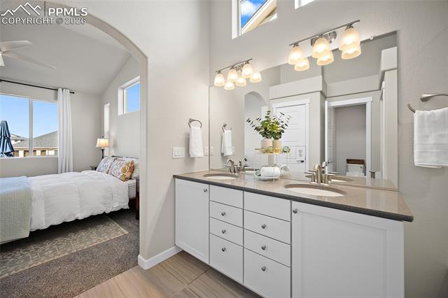 7372 Glen Forest Lane