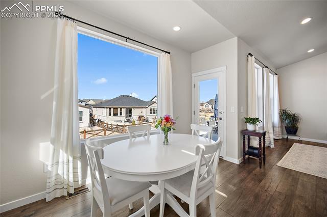 7372 Glen Forest Lane