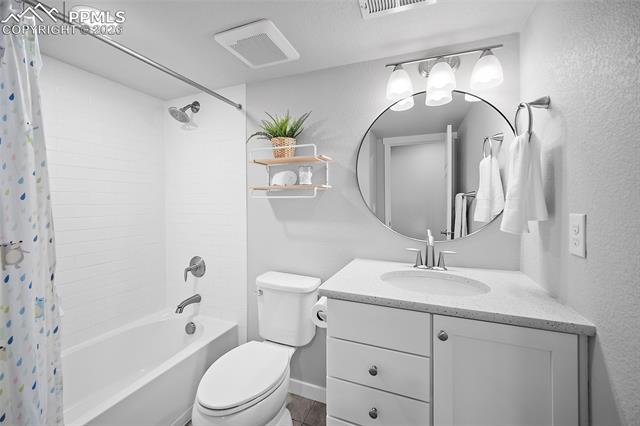 7372 Glen Forest Lane