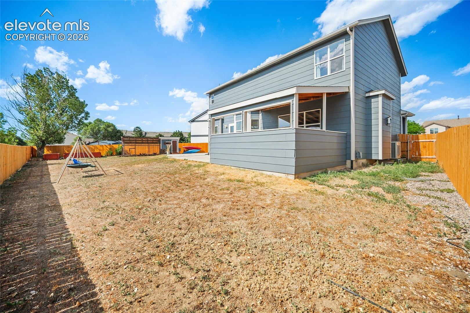 7387 Middle Bay Way