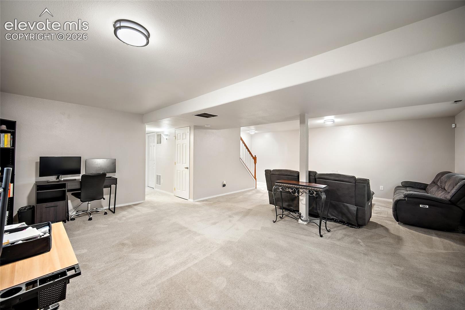 7387 Middle Bay Way
