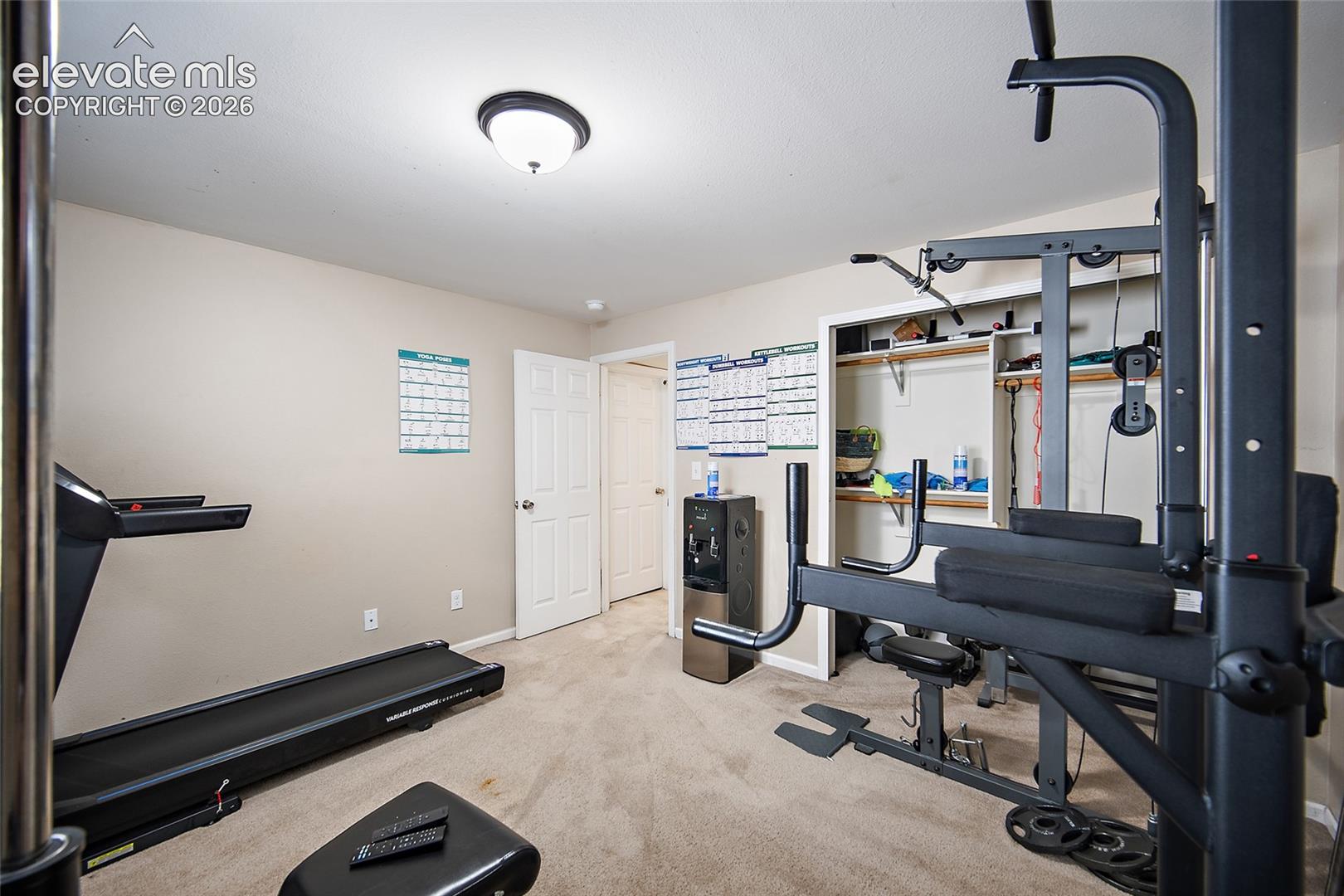 7387 Middle Bay Way