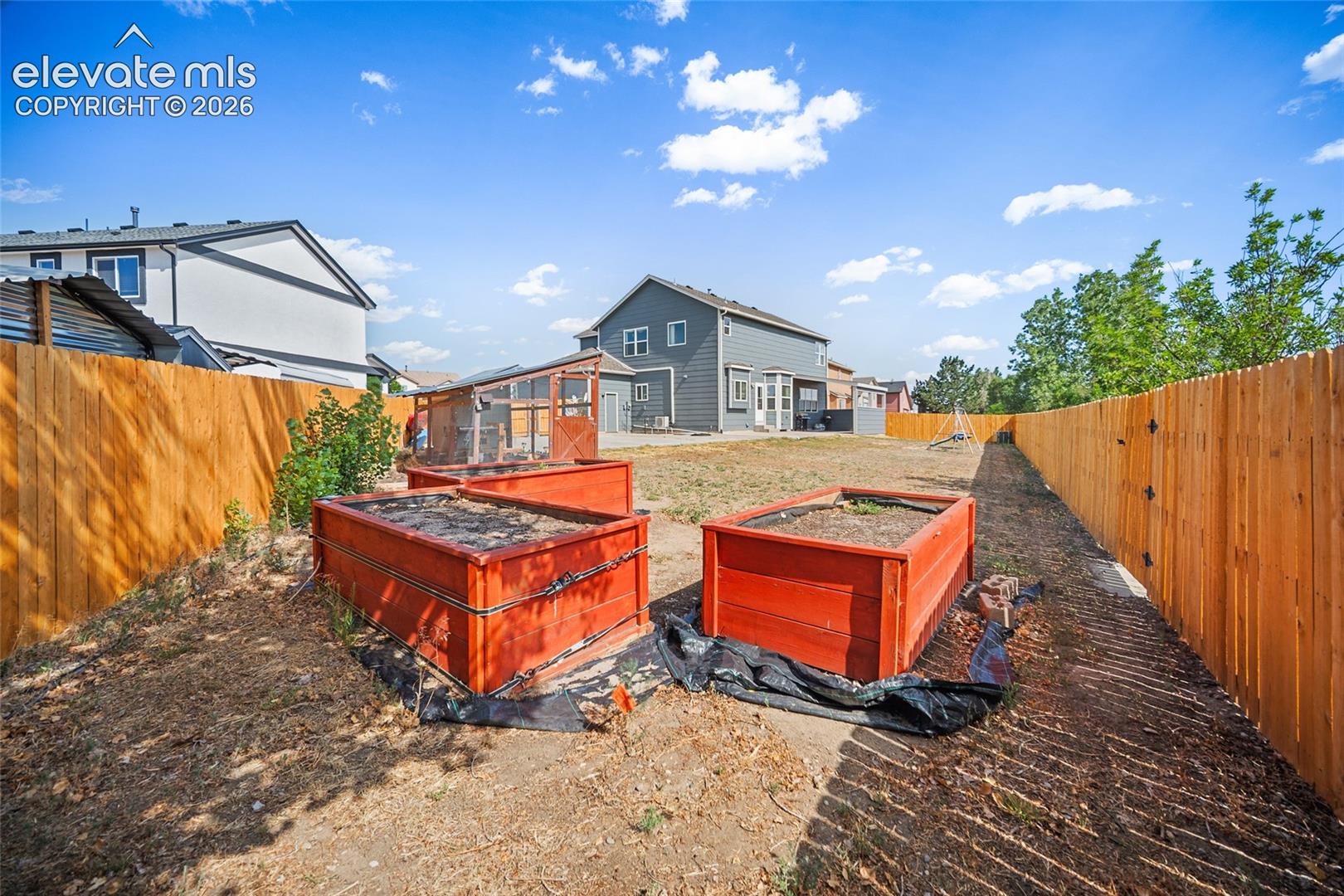 7387 Middle Bay Way