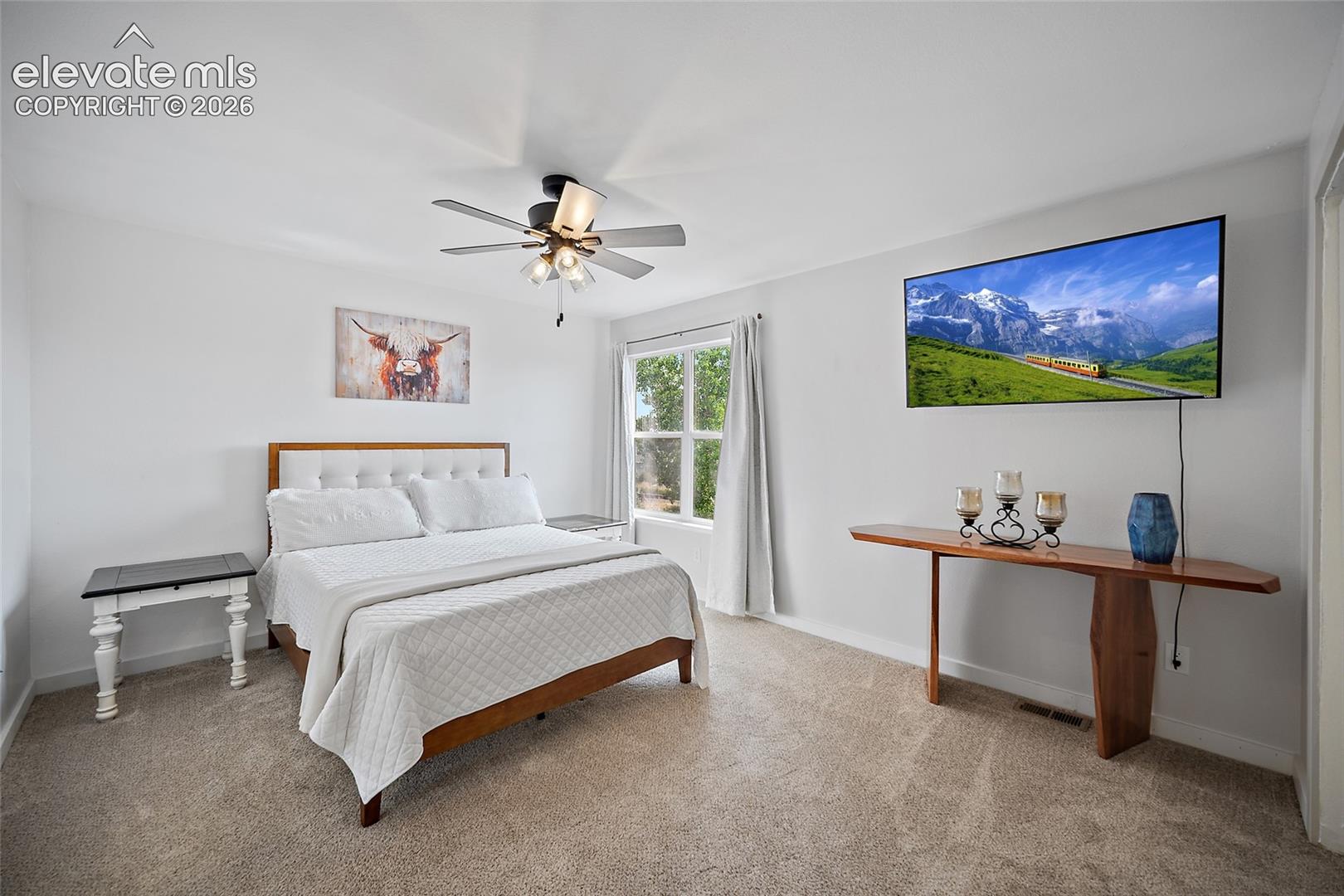 7387 Middle Bay Way