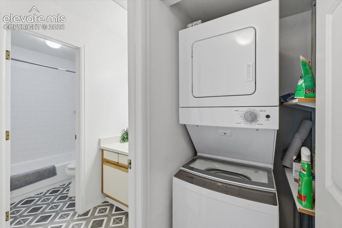 846 Tenderfoot Hill Road Unit: 202