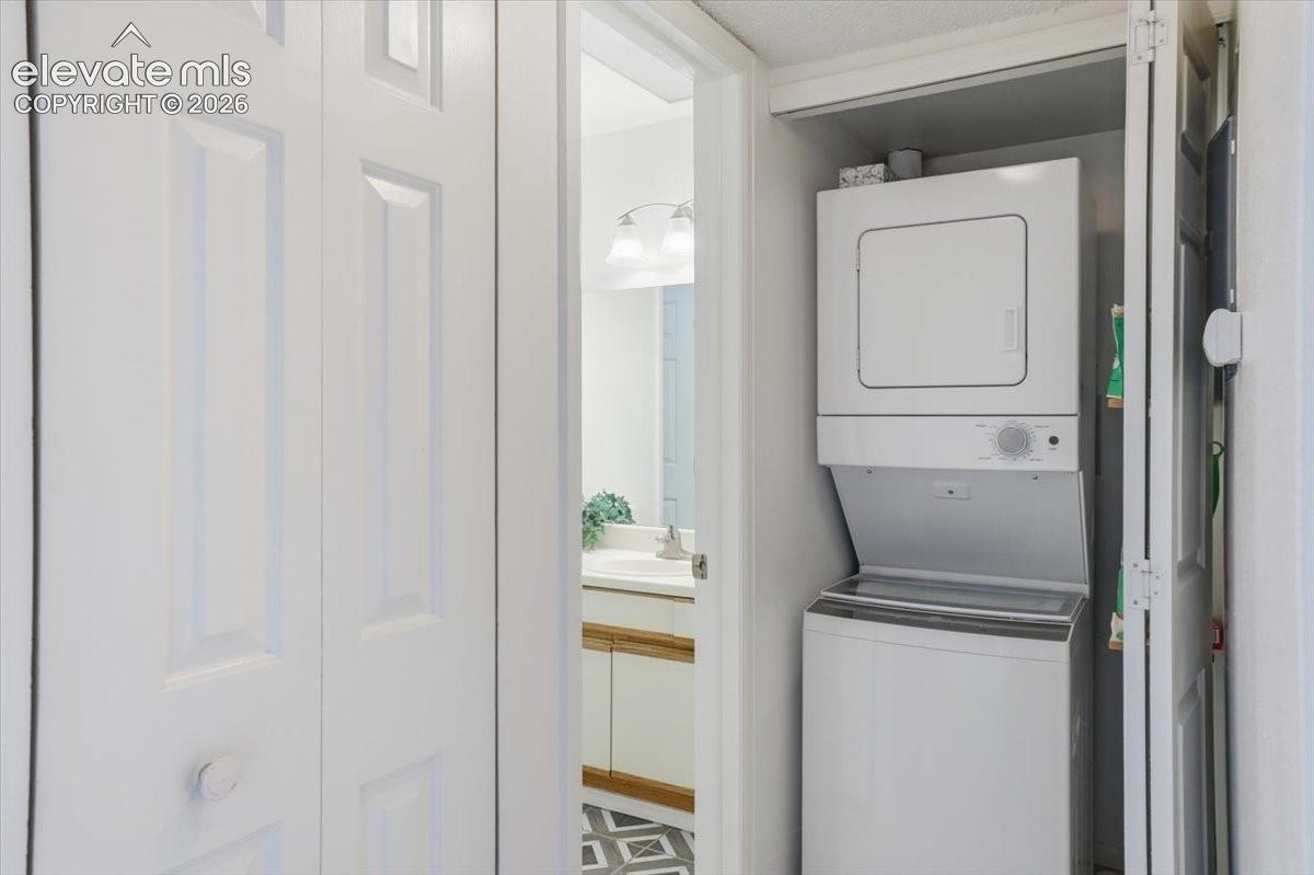 846 Tenderfoot Hill Road Unit: 202