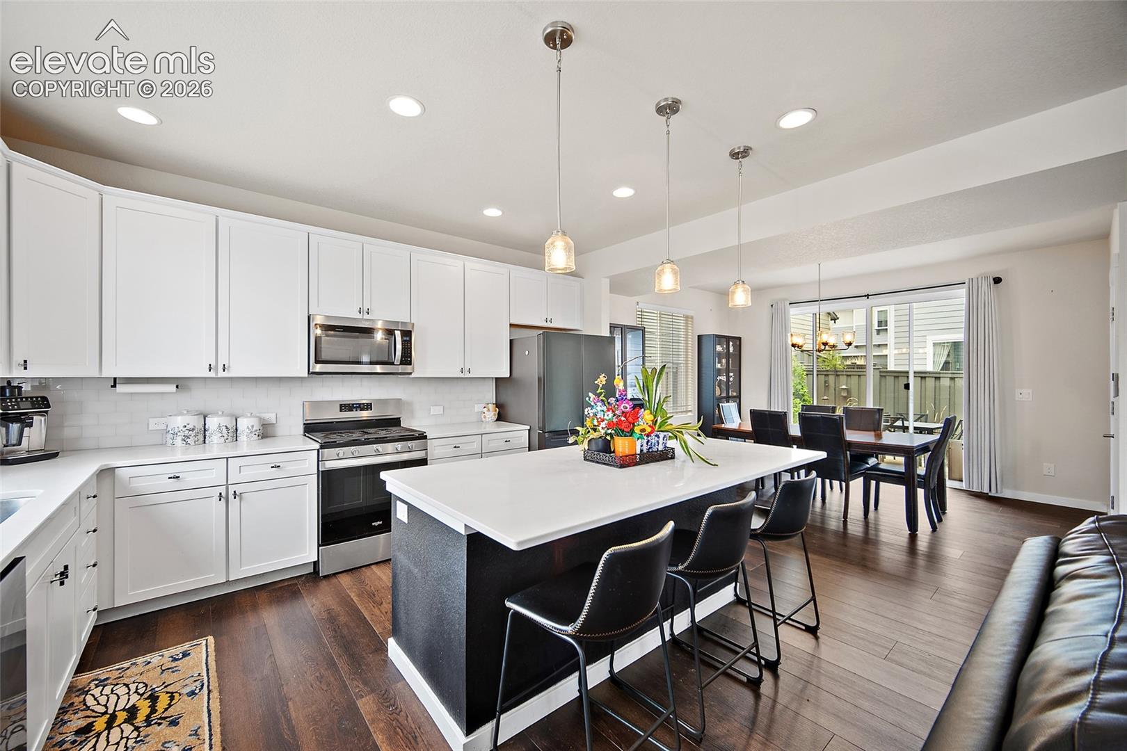 5816 Summer Dream Drive