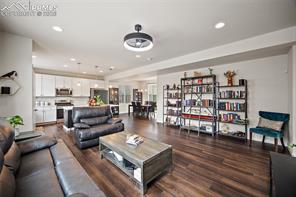 5816 Summer Dream Drive