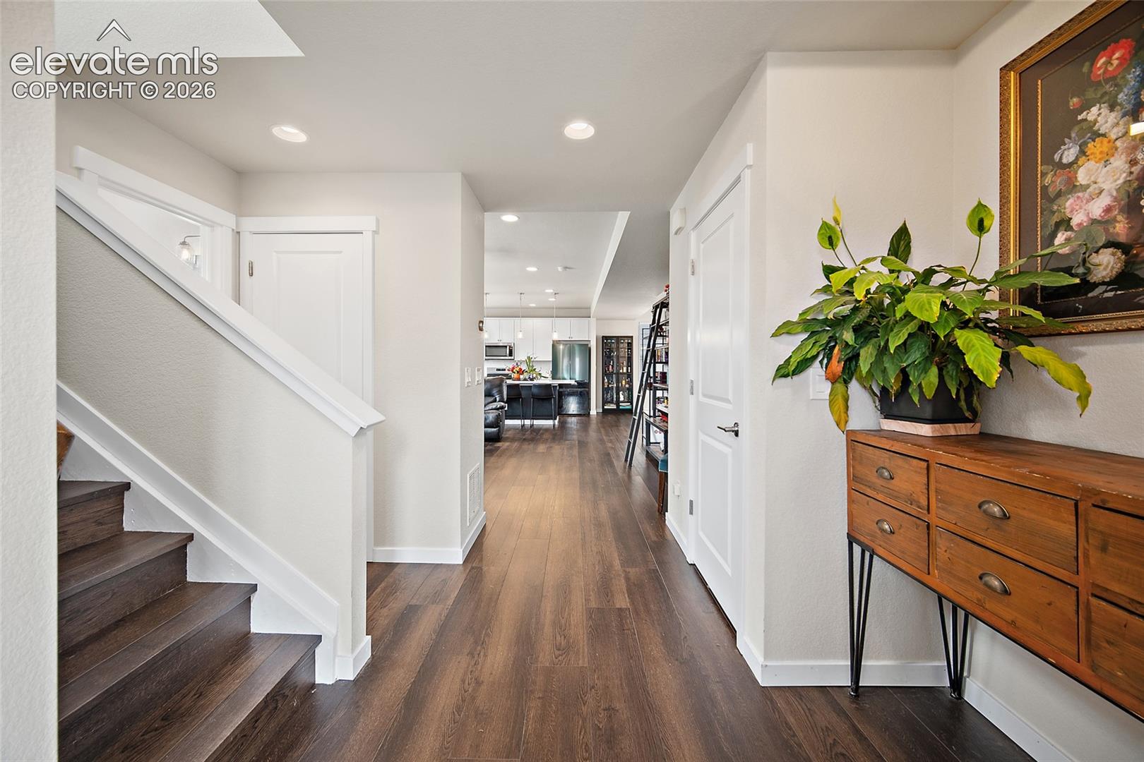 5816 Summer Dream Drive