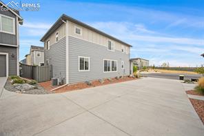 5816 Summer Dream Drive