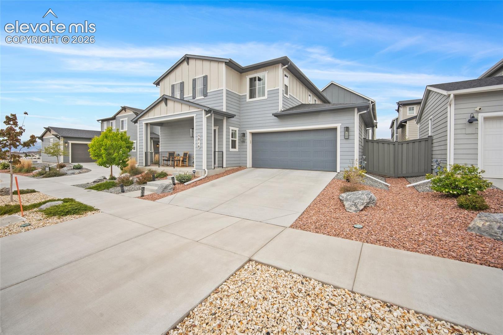 5816 Summer Dream Drive