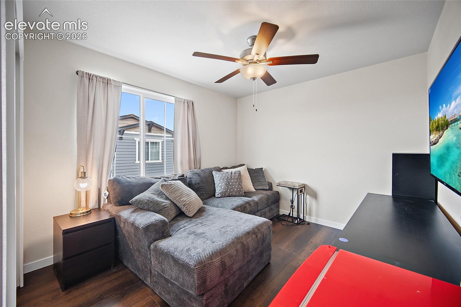 5816 Summer Dream Drive