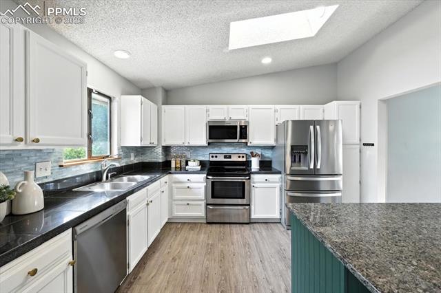 2507 Legend Terrace