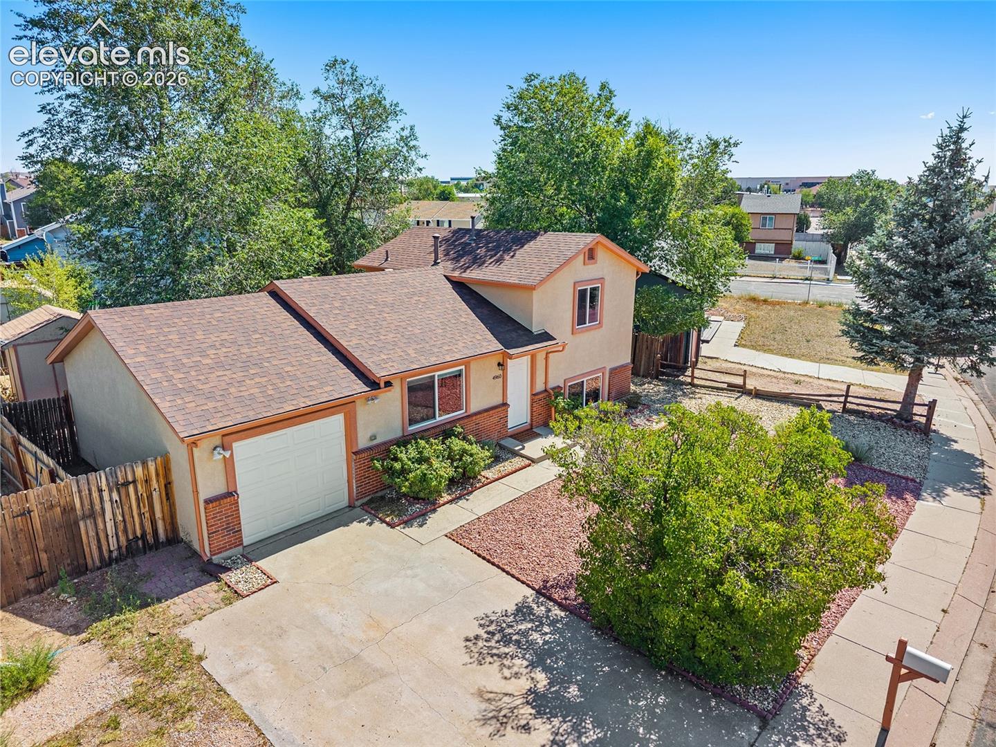 4960 Dover Drive