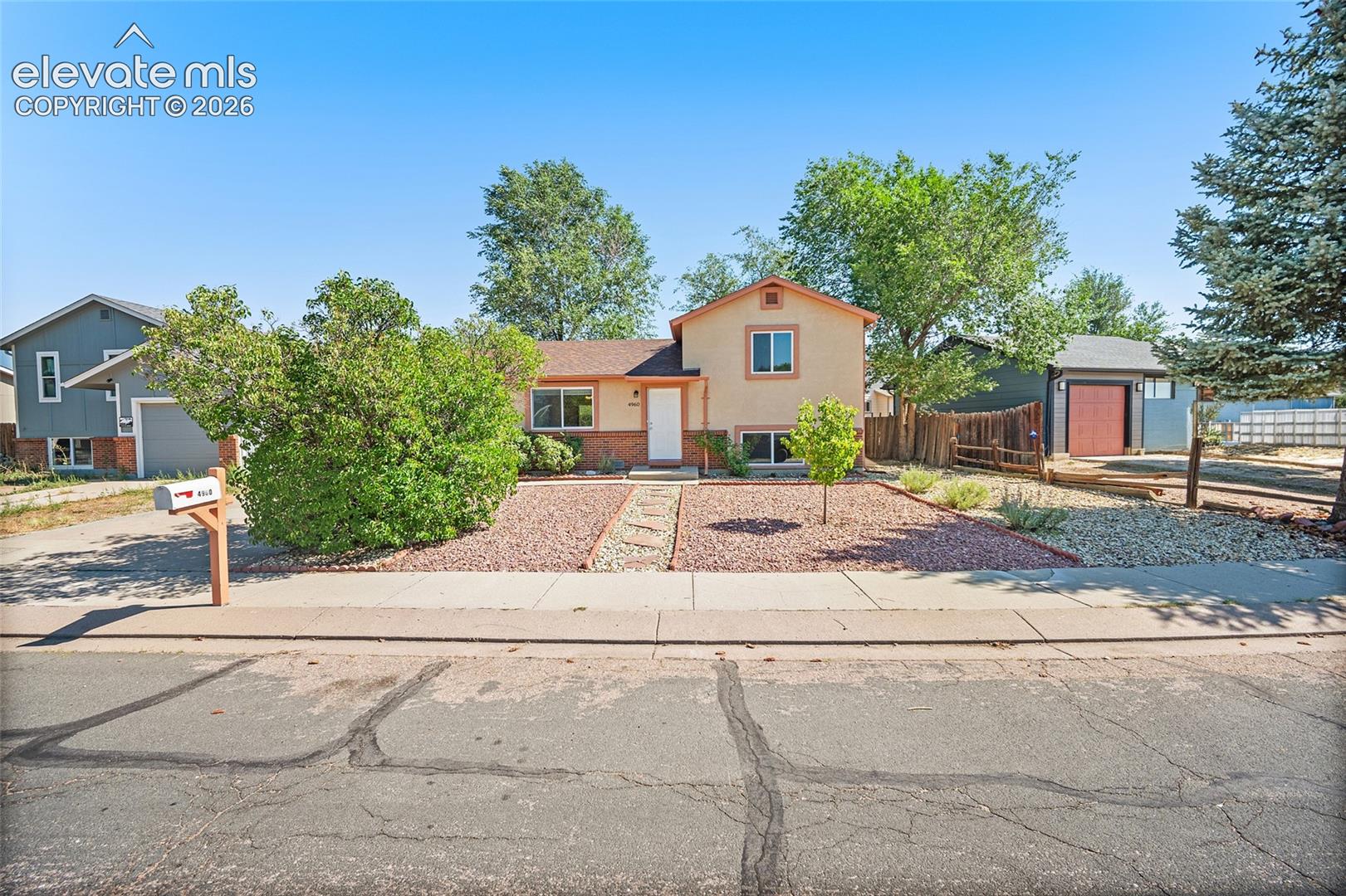 4960 Dover Drive
