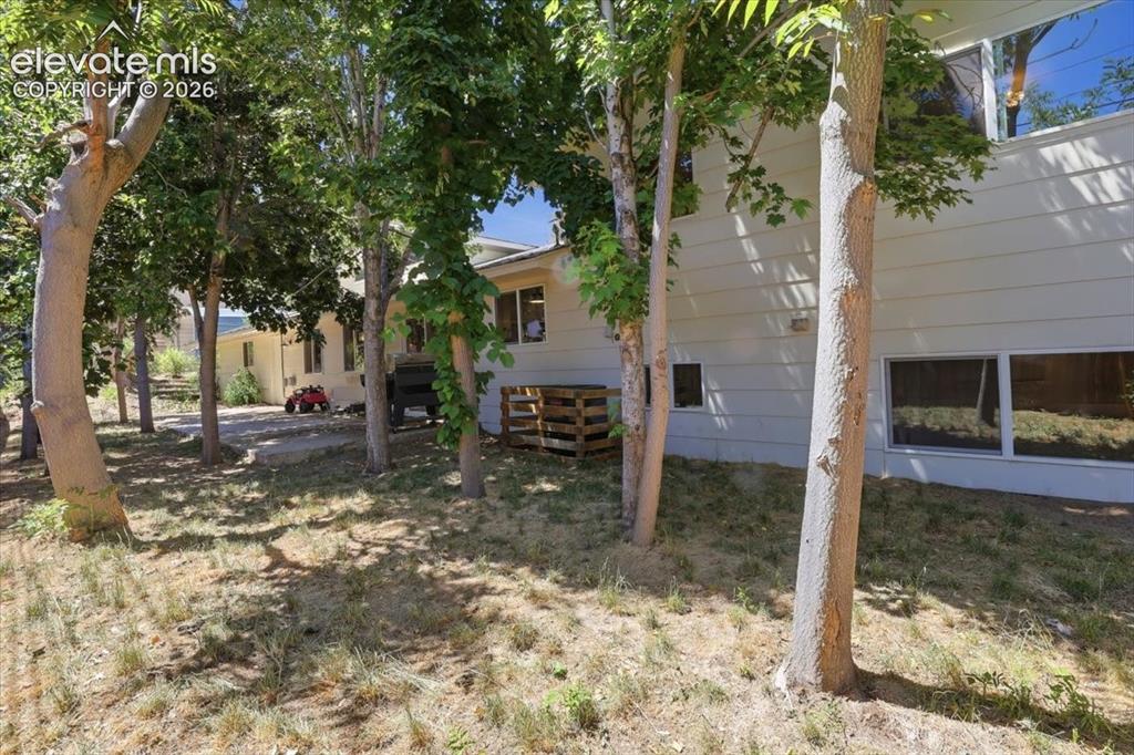 3537 Maizeland Road