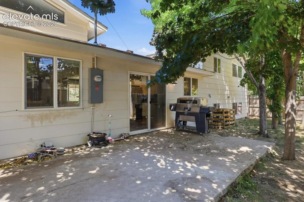 3537 Maizeland Road