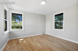106 Farragut Avenue